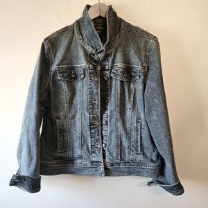 RW&CO Denim jacket. Size XL